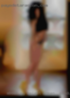 About my height 5'7 women in Sandusky and attarctive.
